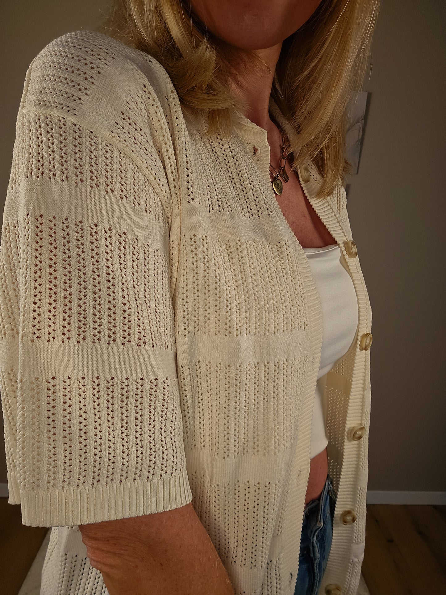 Kurzarm Cardigan "Emilie" - creme