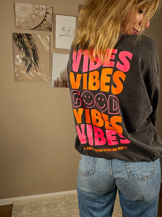 Statement Sweater "Good Vibes" - grau