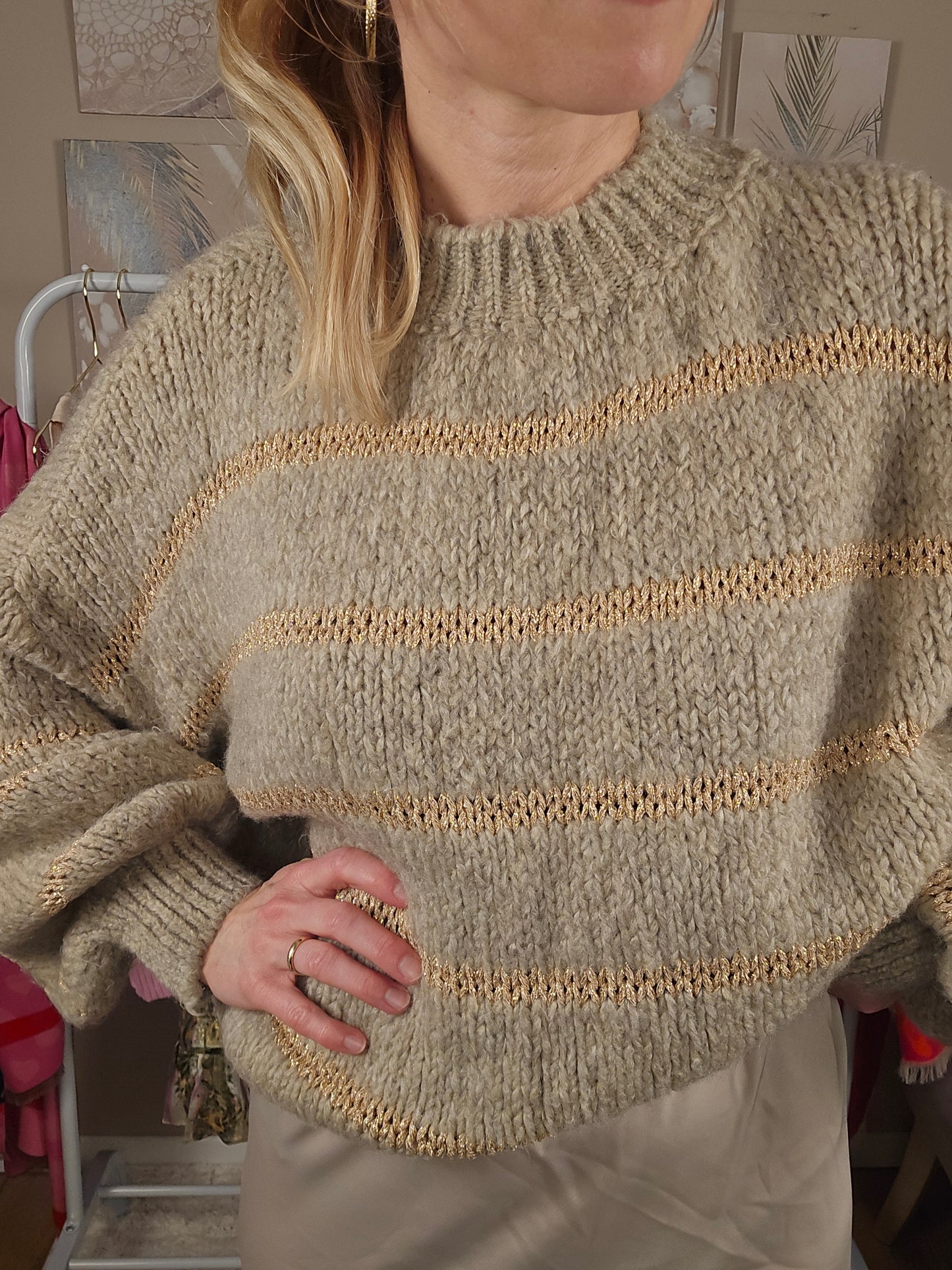 Pullover "LUCA" mit goldenen Streifen - beige